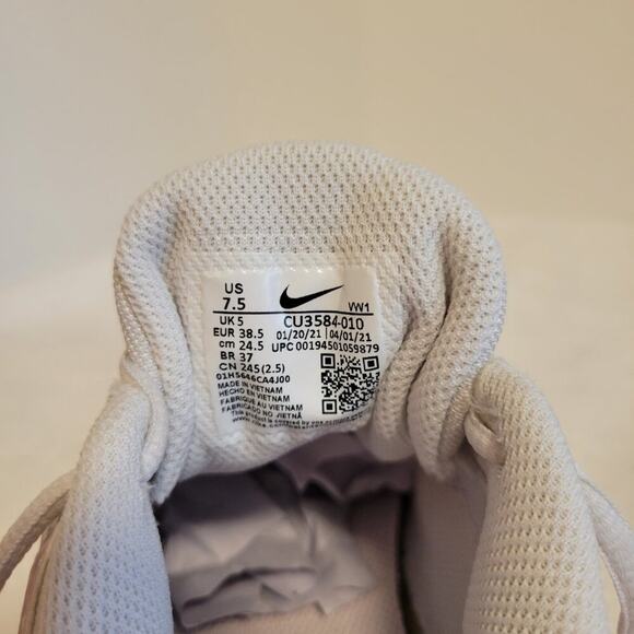 NIKE MC TRAINER Running Sneakers - Picture 7 of 10